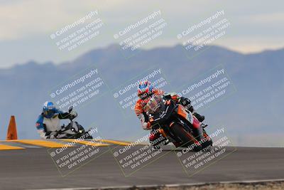 media/Sep-11-2022-SoCal Trackdays (Sun) [[81b7e951af]]/Turn 9 (930am)/